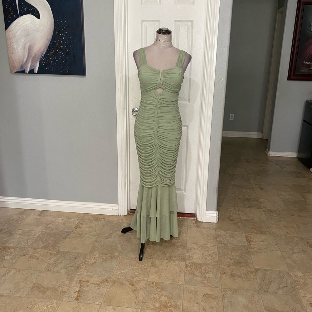 Chic Mint Ruched Maxi Dress - Picture 4 of 9